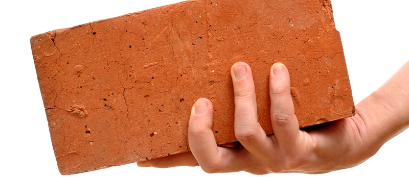 Mvurwi Woman Attacks Boyfriend With A Brick