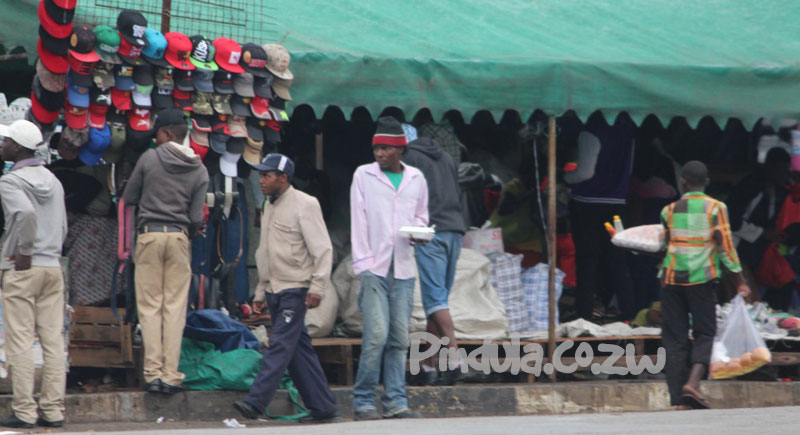 Second-hand clothes 2nd-hand smuggling arrested