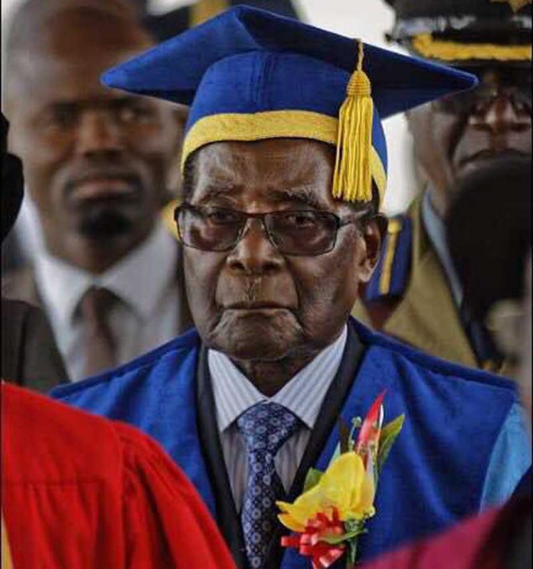 confirmed-mugabe-at-zimbabwe-open-university-for-graduation-ceremony