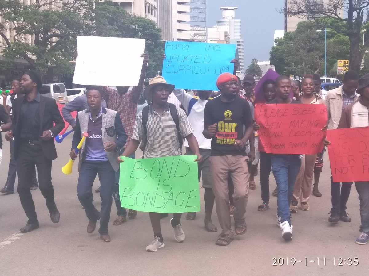 Teachers Demonstrate over salaries