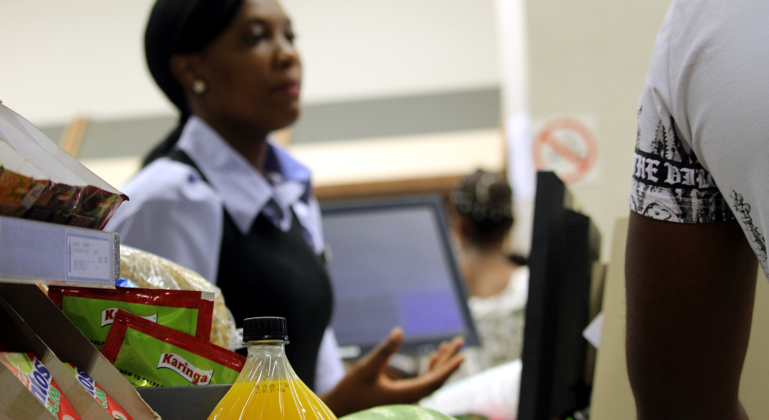 Some Retailers Still Accepting US Dollars Despite Multi-Currency Ban