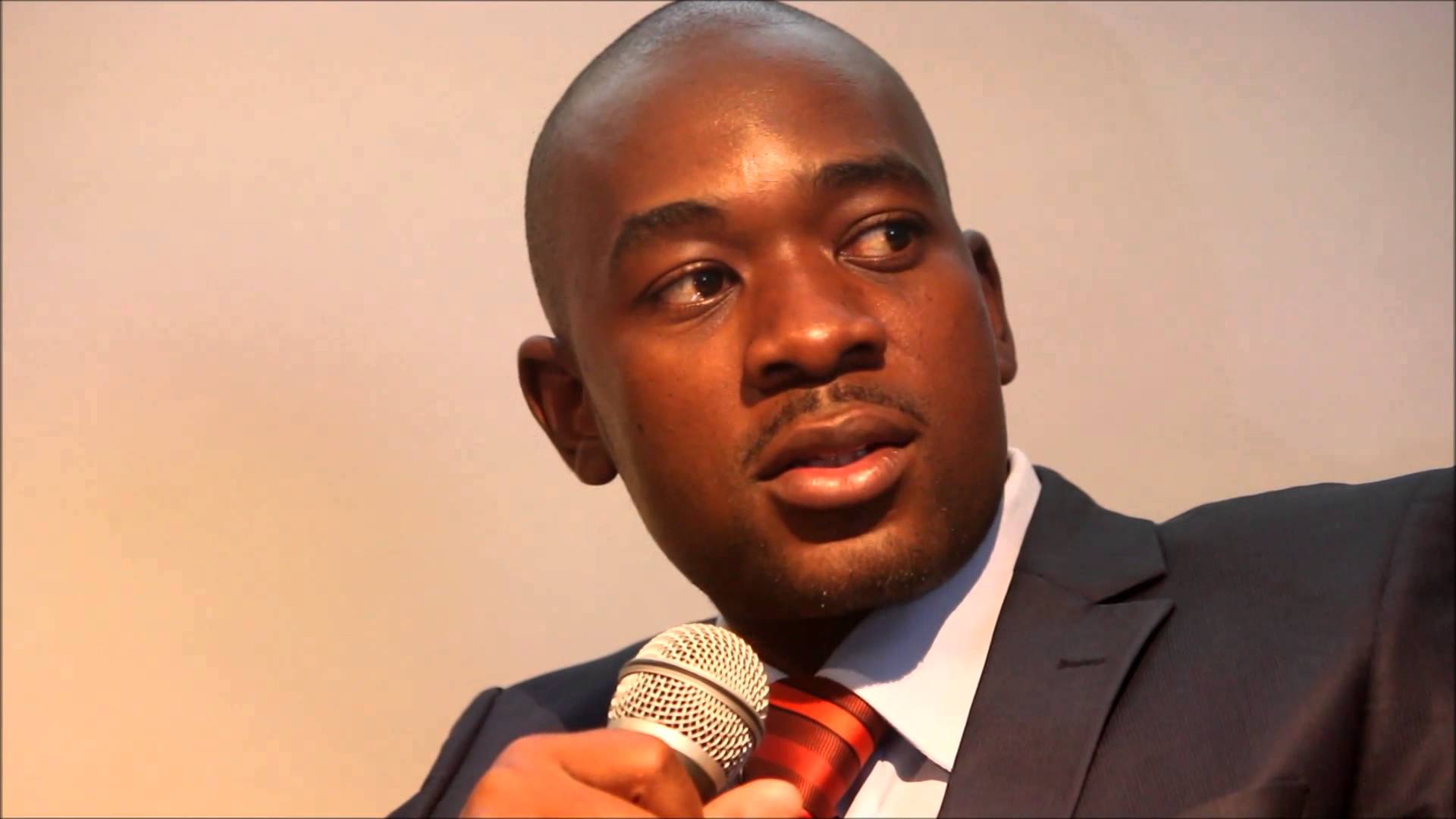 There Is Too Much Hate In Our Politics – Chamisa Scoffs At ED’s Insinuation That He Got Vaccinated At A Certain Embassy