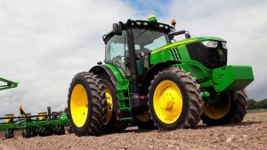 Farm tractor