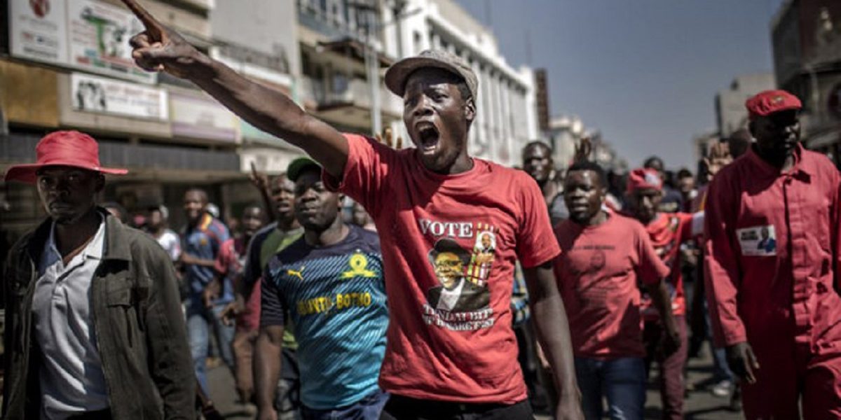 MDC Youths attack councillor Chamisa's supporters dying remarks
