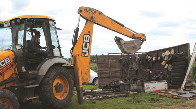 Demolition of structures Operation Murambatsvina Lite part 2