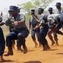 ZIMBABWE-police-dance