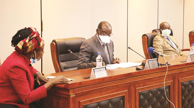 Kembo Mohadi