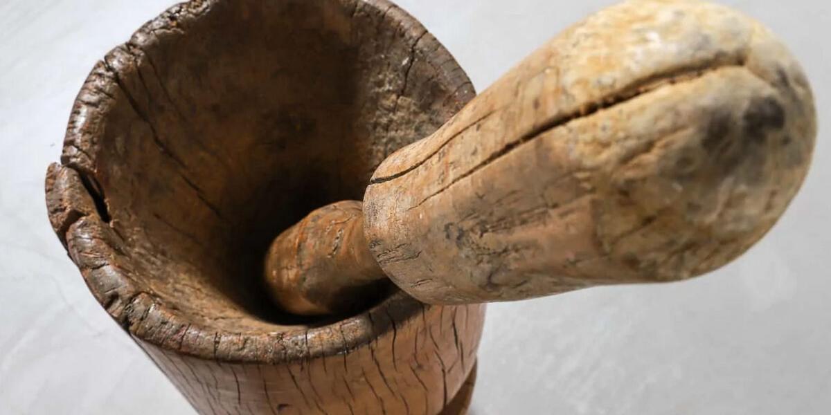 mortar and pestle