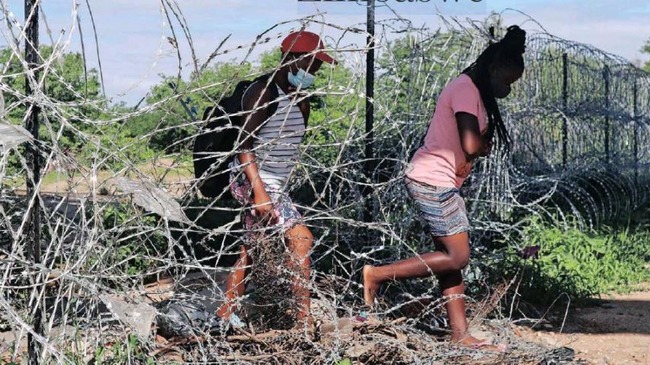 Border Jumpers