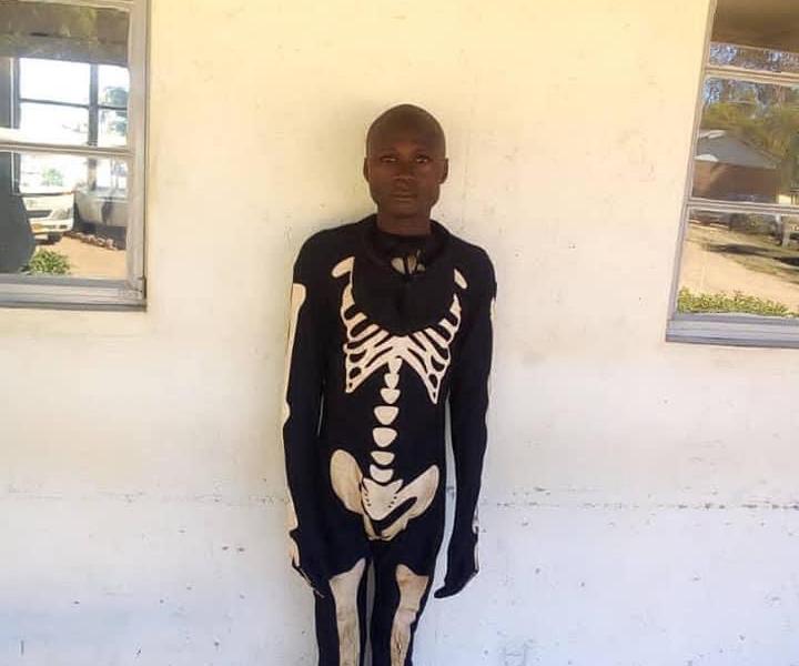 Gutu ghost costume thief
