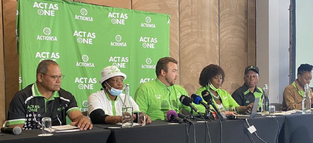 Chin'ono's "Who's In Charge" Question Triggers Warfare With Herman Mashaba