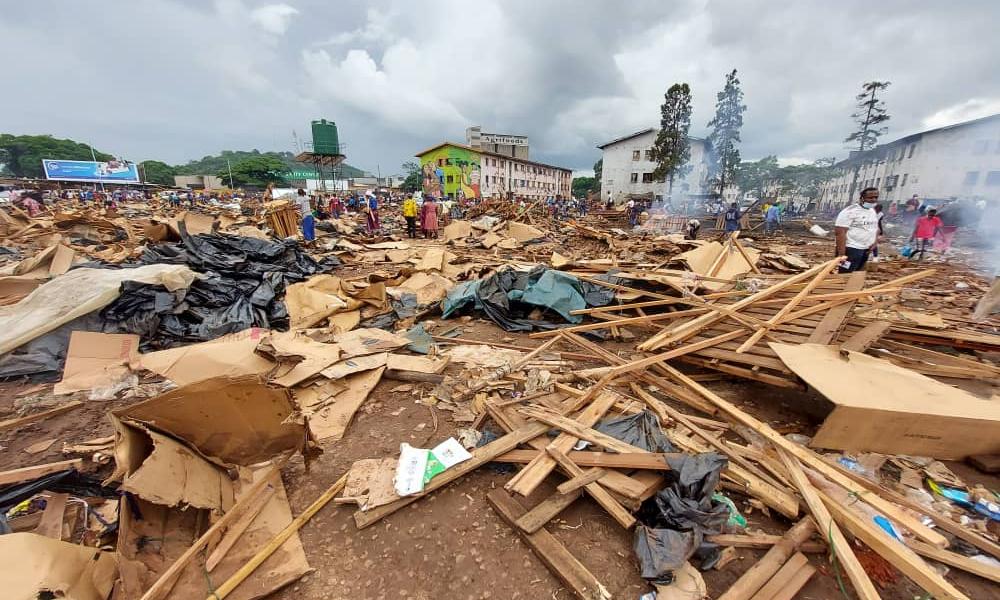 Kwekwe Suspends Demolition of Illegal Tuckshops