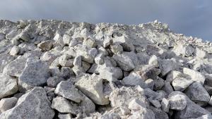 Police Intercept Trucks With Lithium Ore