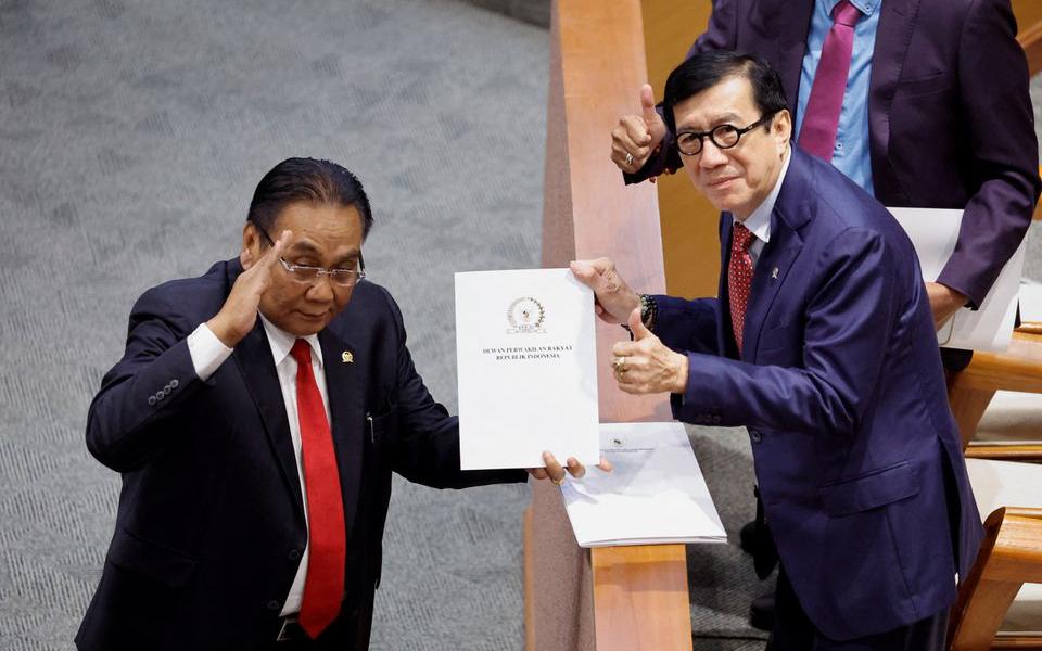 Indonesia Bans Premarital Sex, Sex Outside Marriage, Offenders To Be Jailed