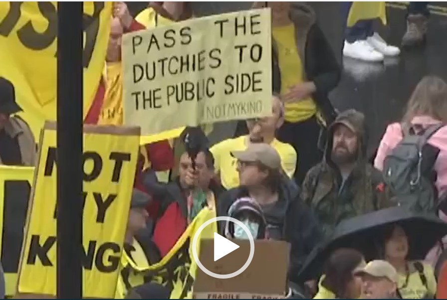 WATCH: Anti-monarchy Protesters Boo King Charles’ Coronation