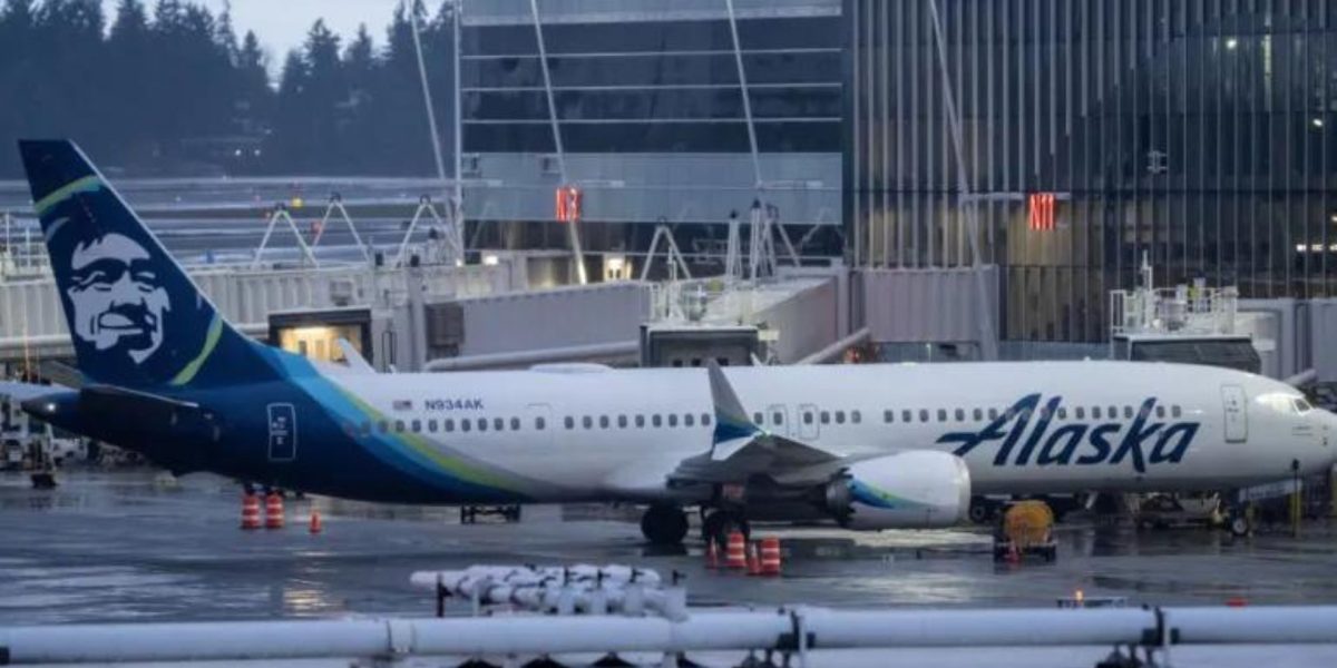 Boeing 737 Max 9 Alaska
