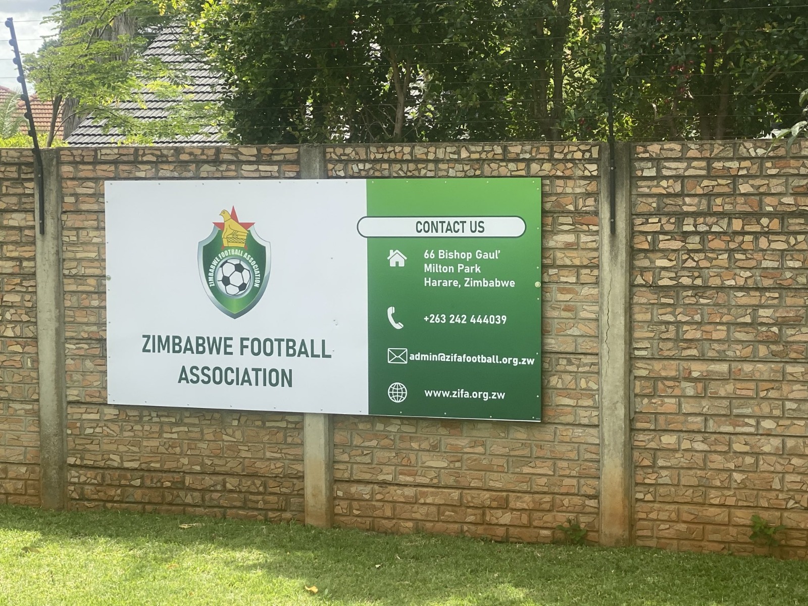 ZIFA Suspends Referee Rusununguko Mutero For Six PSL Matches