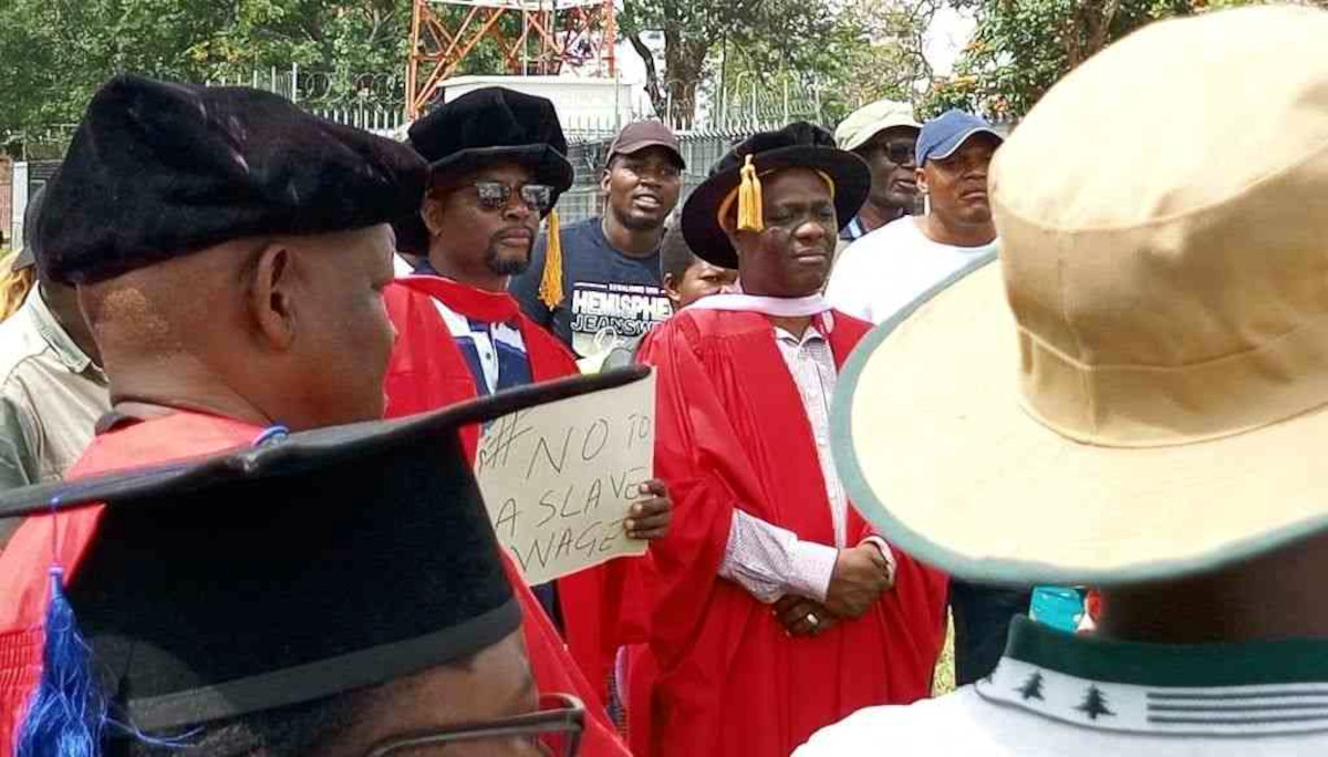 Lecturers’ Union Appeals For Financial Help As UZ Withholds Salaries