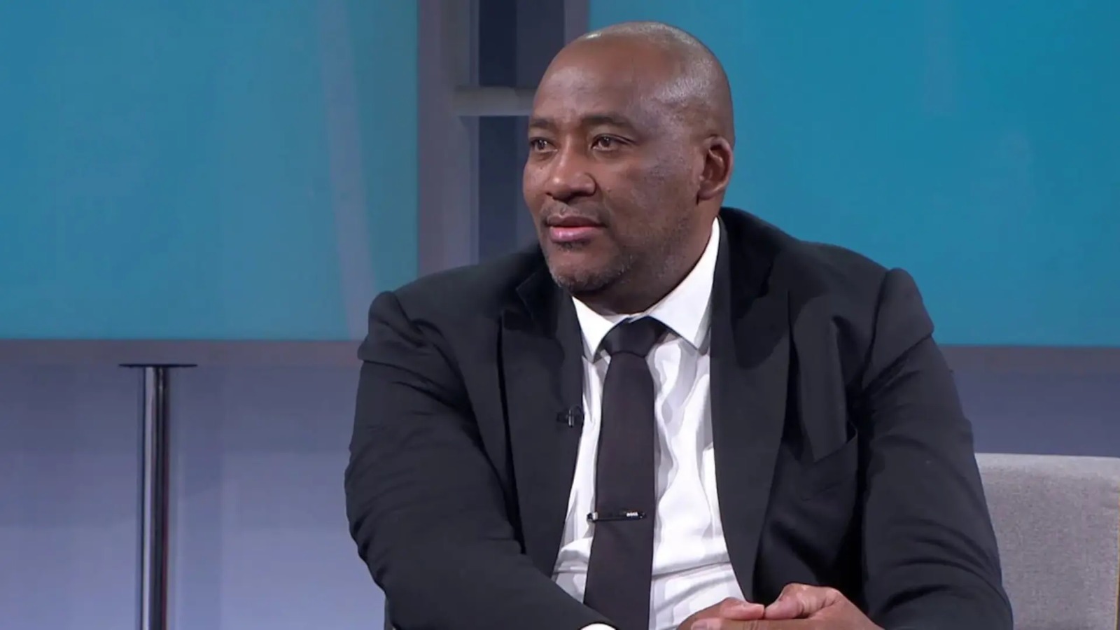 SA Sports Minister McKenzie Under Fire Over Past Use Of K-Word