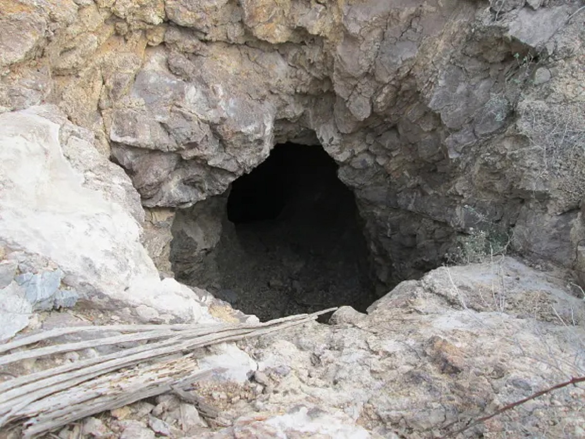 22-Year-Old Dies After 32-Metre Fall In Mine Shaft