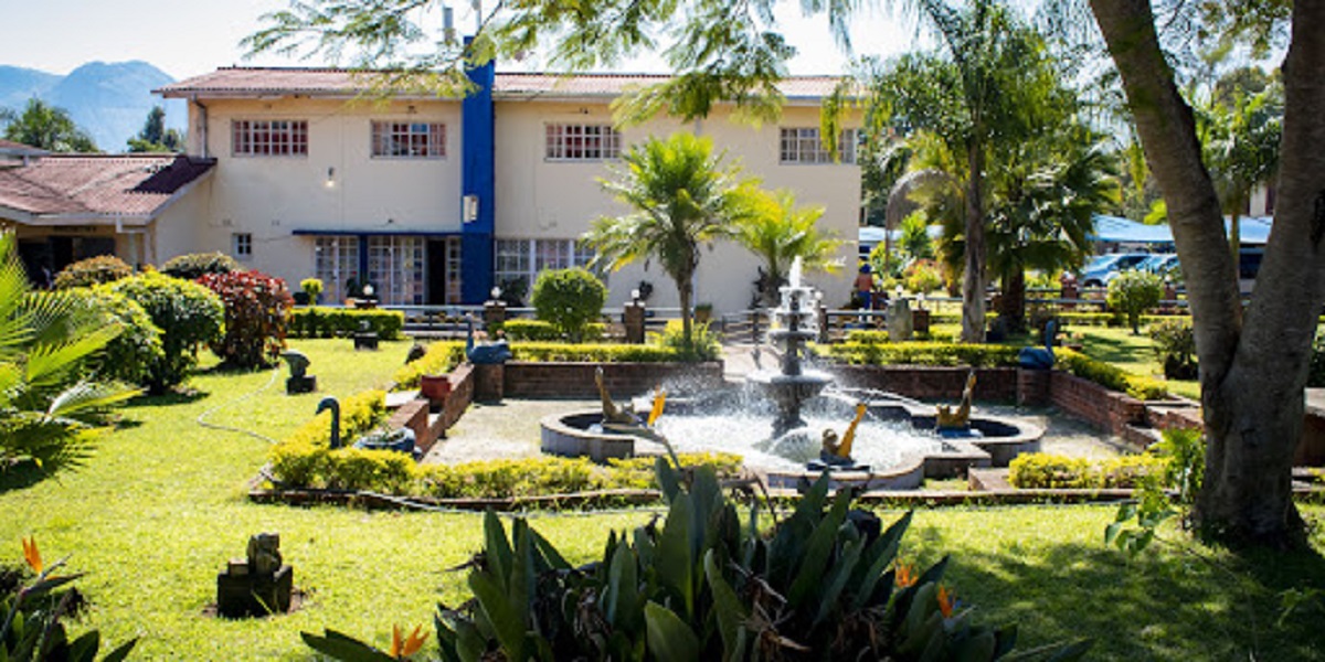 Mutare Student Injured After Being Thrown Out Of Moving Car By Robbers