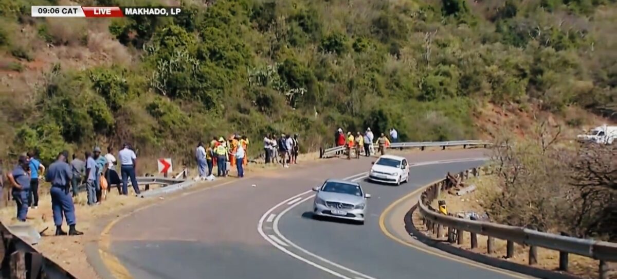 Dnc Bus DNC Bus Crash Death Toll Rises To 44 After Zimbabwean Succumbs To ...