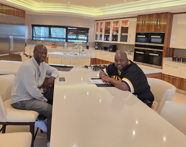 Chivayo Backs Benjani For Highlanders Head Coach Role, Offers To Pay His Full Salary