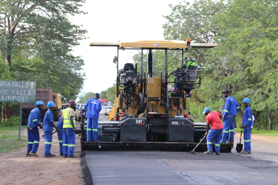 Govt Pledges To Shorten Detours On Bulawayo–Victoria Falls Road