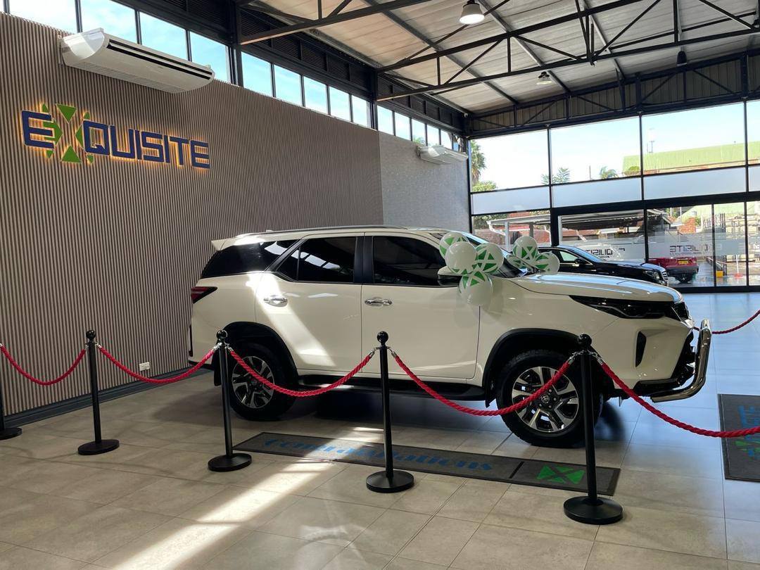 Chivayo Gifts Jah Prayzah’s Mother Toyota Fortuner, US$20 000 Cash