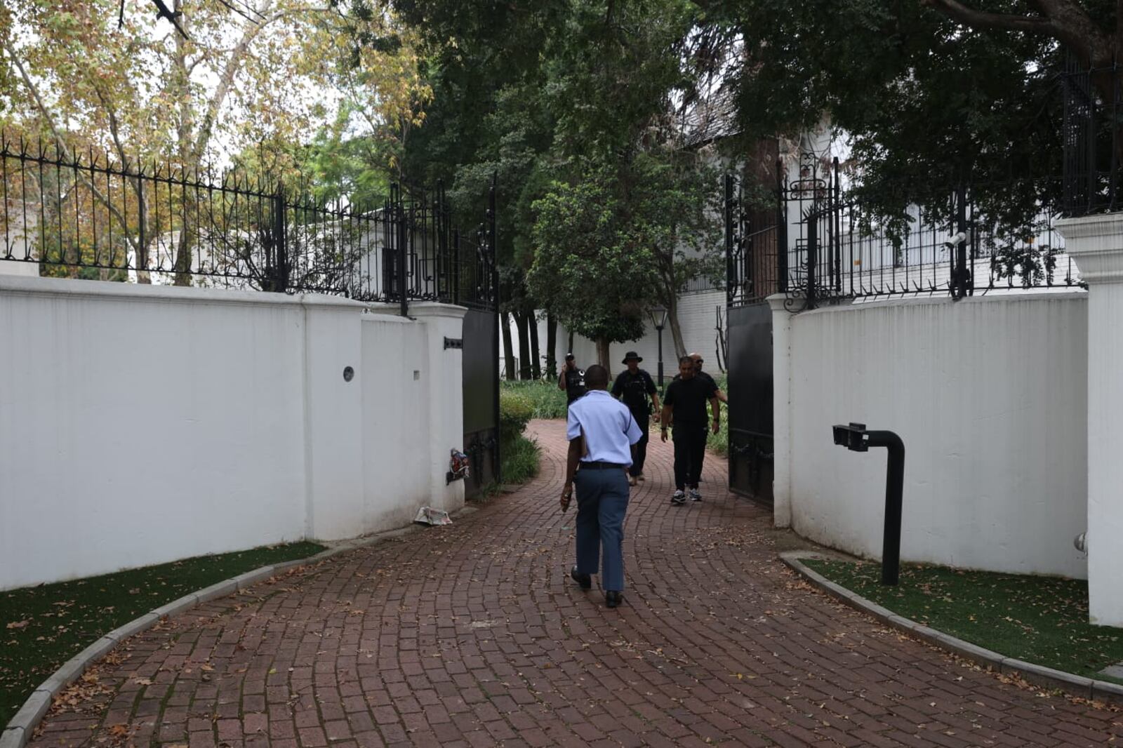 Worker Shot At Mugabe’s Home In Johannesburg