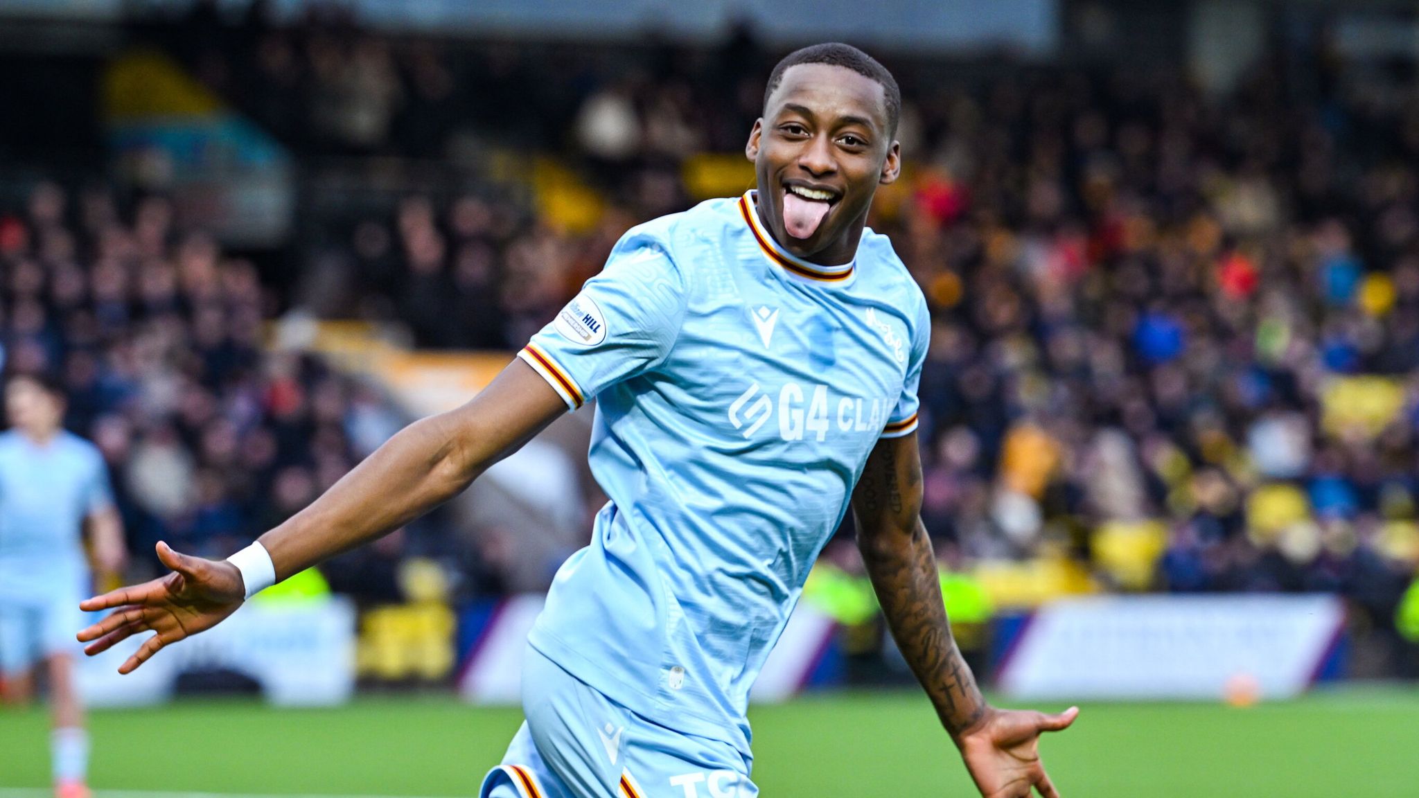 Maswanhise Scores Twice As Motherwell Beat Livingston 2-0