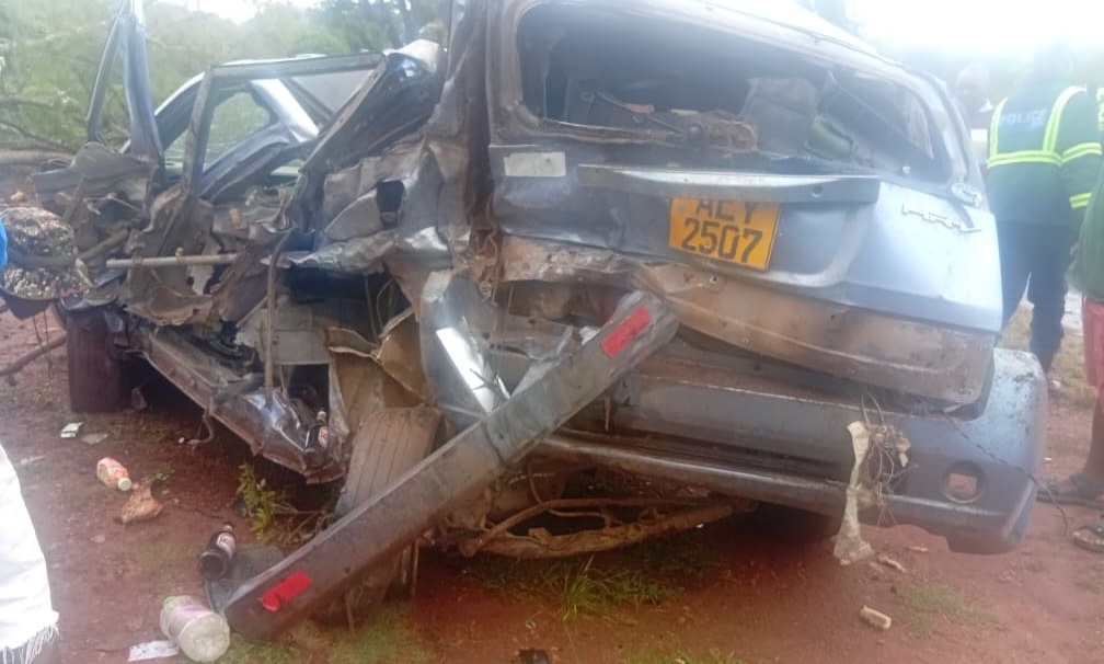 Haulage Truck Crashes Into A House In Mutare – Miraculously, No One Injured