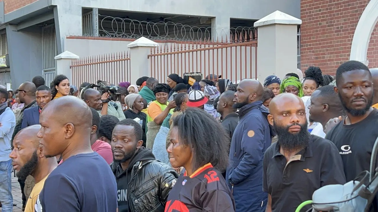SA: 150 Foreign Nationals Sleep Outside Durban Centre After Threats