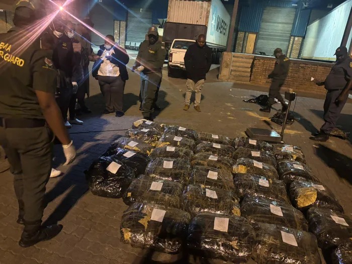 SA Border Guards Seize 713kg Of Mandrax Ingredient At Beitbridge Border