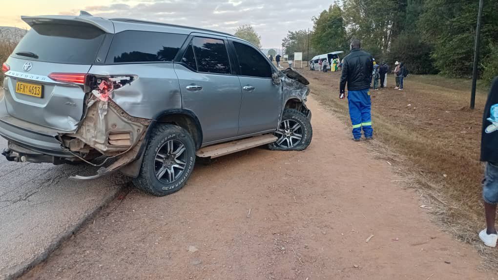 Macheso “Fine” After Car Collides With Kombi Near Blue Ridge