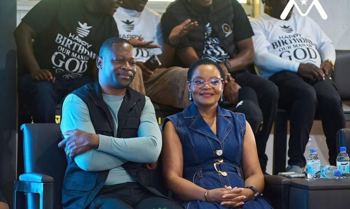 Chivayo Pledges US$1 Million In Cash, Rolls-Royce Cullinan And G-Wagon To Makandiwa And His Wife