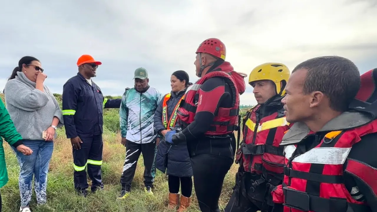 Three Zimbabweans Swept Off Flooded Bridge In South Africa