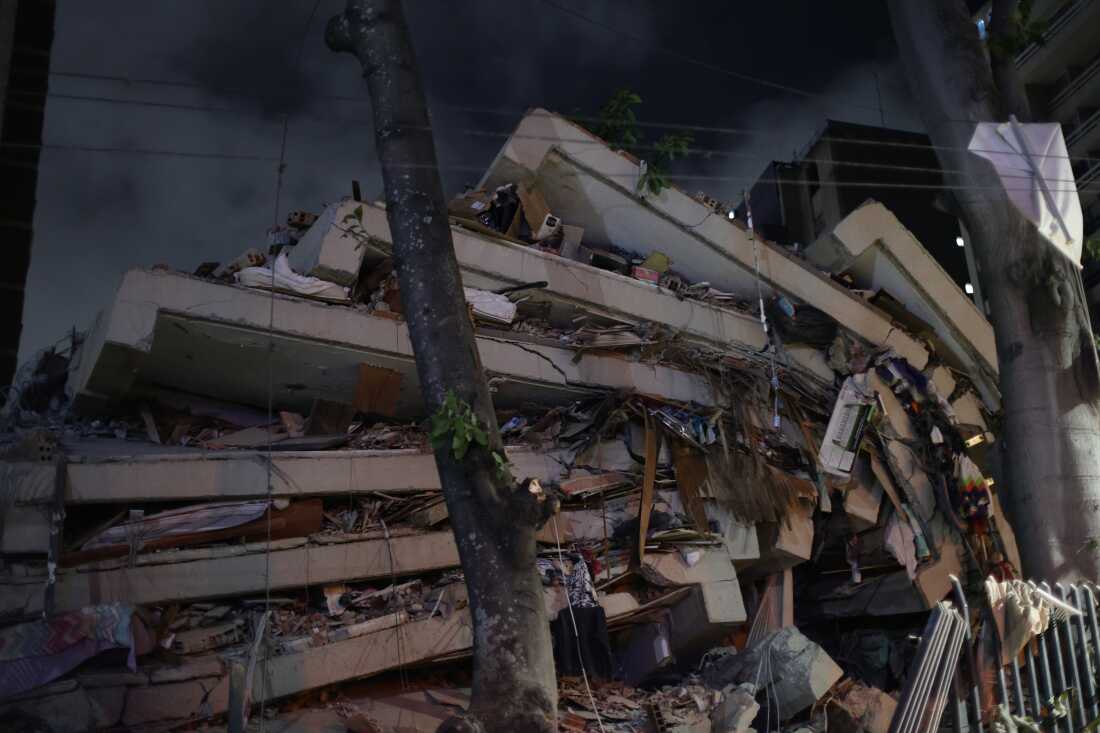 Powerful Twin Earthquakes Rattle Venezuela