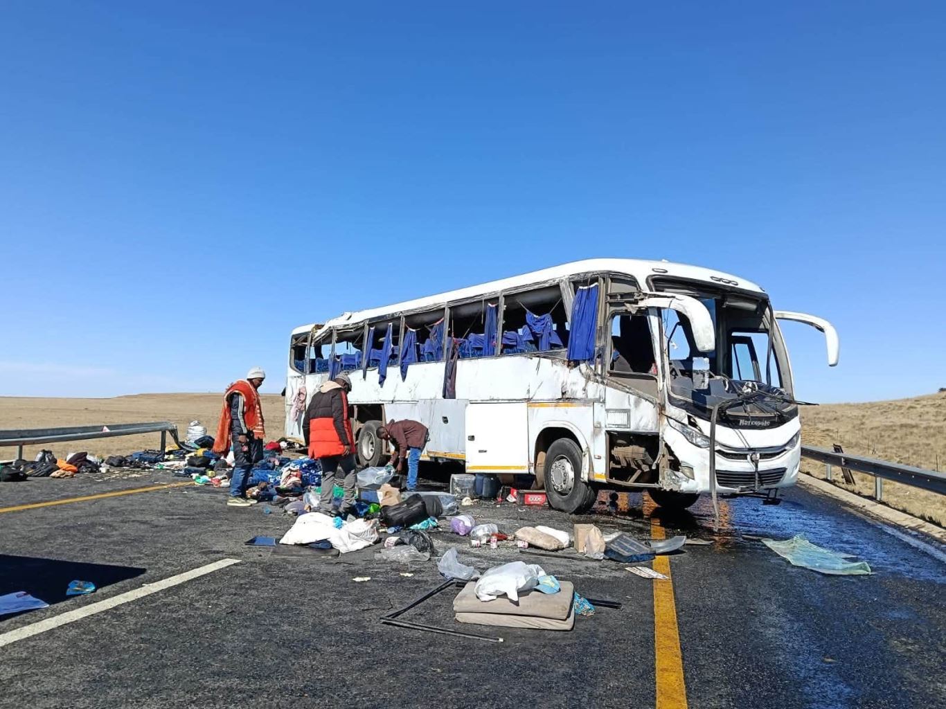 Memorial Service Planned For 11 Zimbabweans Killed In Munhenzva Bus Accident