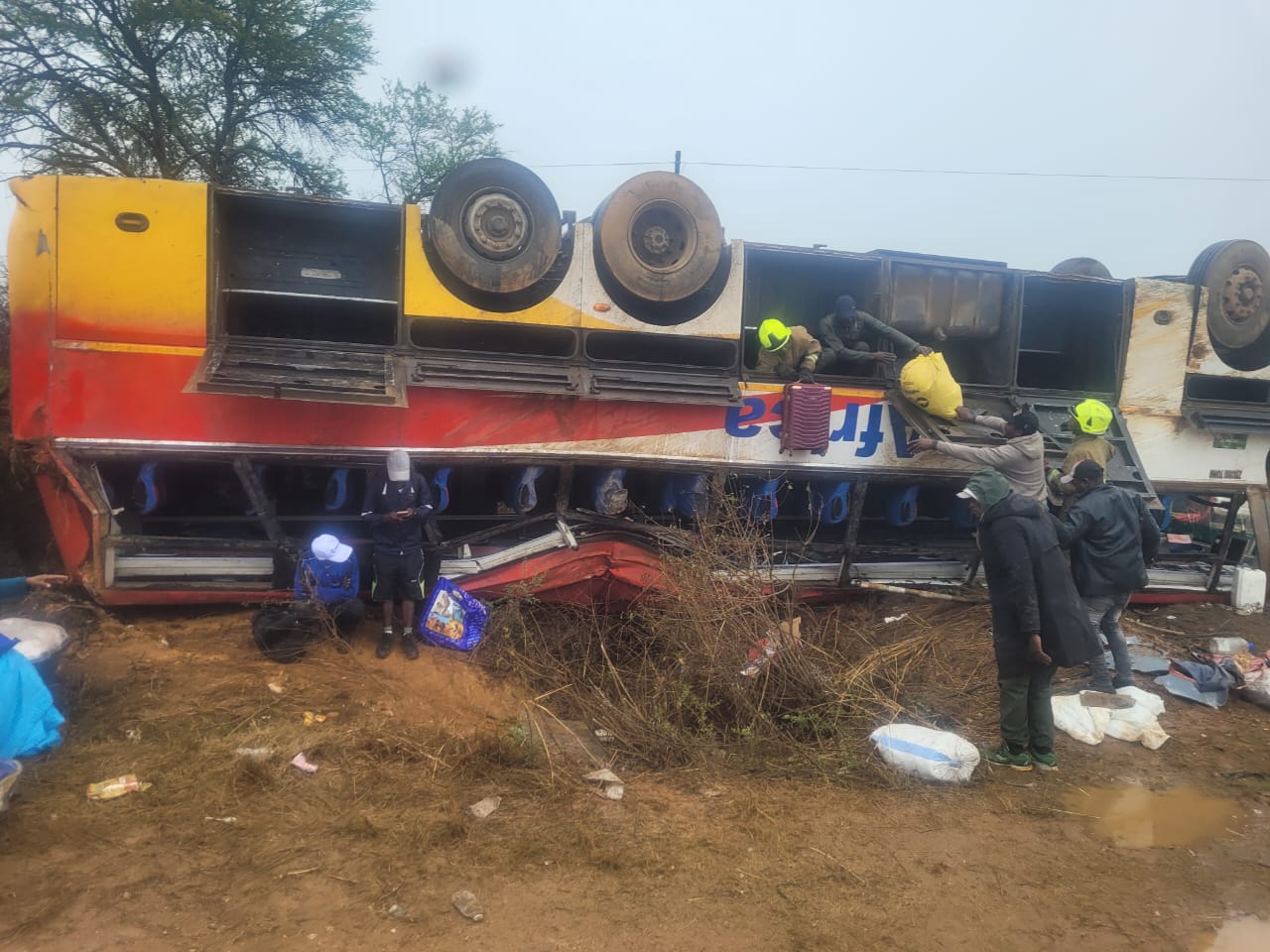 Nineteen injured as Mutare-bound Inter Africa bus overturns on Gwanda Road