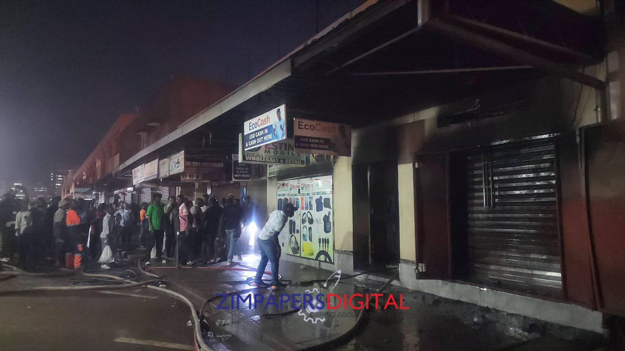 Huge fire breaks out at building in Harare CBD